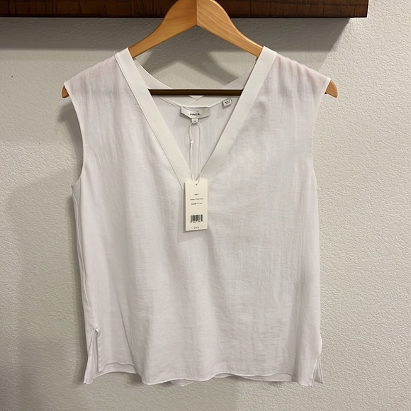 3 VINCE Rib Trim Double V-Neck Shell - Picture 2 of 13